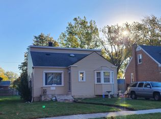 1351 Highridge Pkwy, Westchester, IL 60154