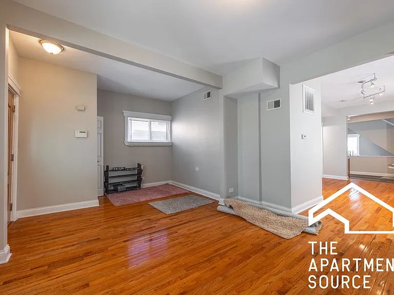 4320 N Lawndale Ave #4319-2 — Photo 3