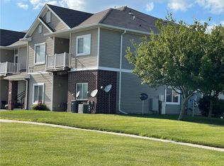 1301 N 6th St APT 8, Indianola, IA 50125
