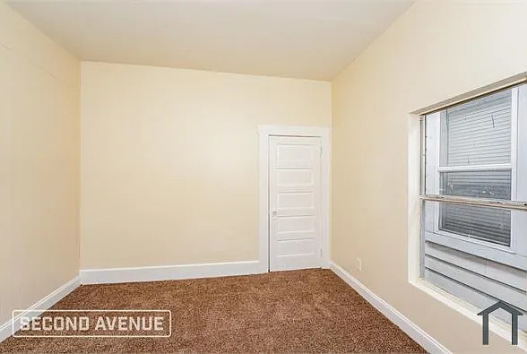 3201 Avenue E — Photo 16