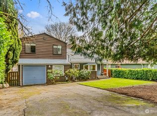 14040 19th Ave NE, Seattle, WA 98125