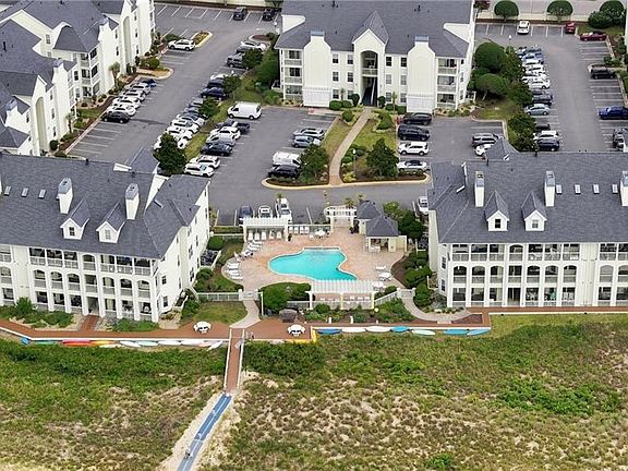 5th image of 3236 Silver Sands Cir APT 101