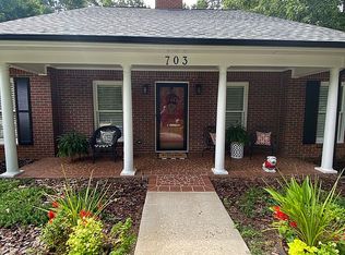 703 Kings Rdg, Monroe, GA 30655