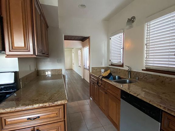 4th image of 143 Argonne Ave #145