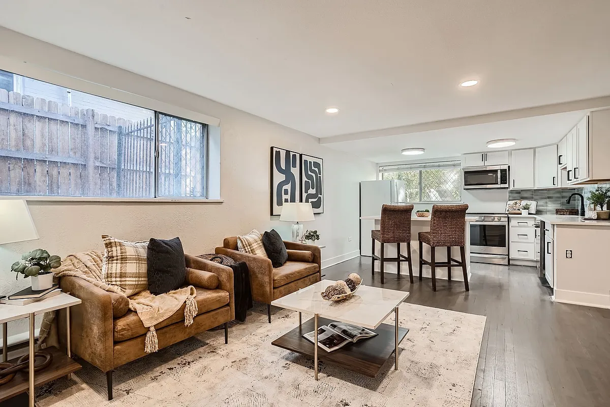 Building Photo - 1063 N Clarkson St #2