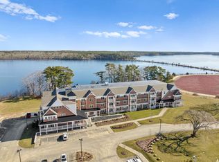 57 Long Point Rd #310, Lakeville, MA 02347