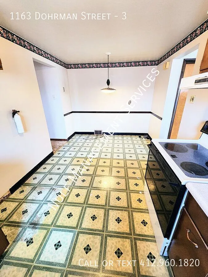 2 Bed, 1 Bath in McKees Rocks — Photo 1