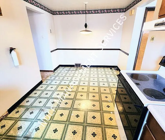 1163 Dohrman St #3 — Photo 1