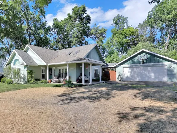 1208 Linn Way, Brownsville, OR 97327