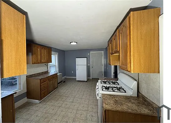 15 Portland St #2 — Photo 8