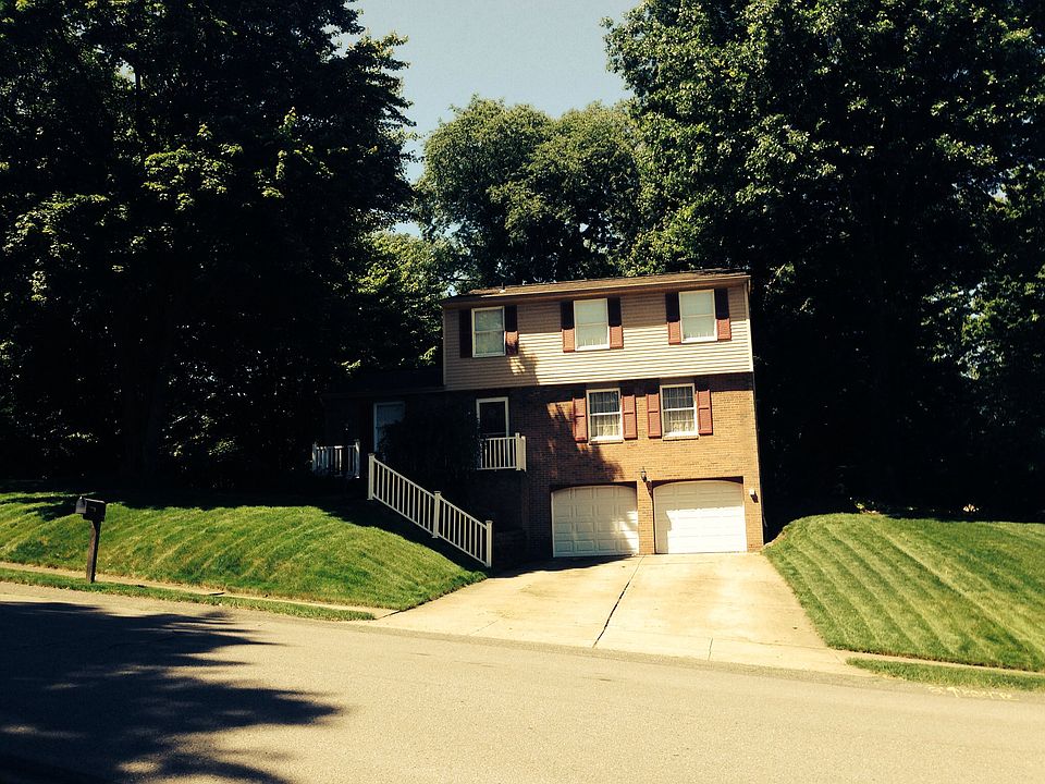 2nd image of 9567 Saratoga Dr