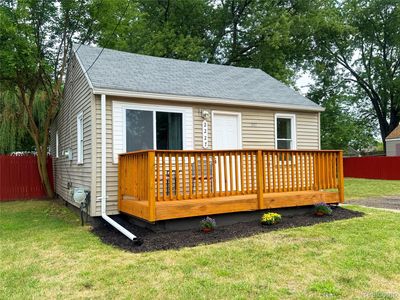 2227 E Boatfield Ave, Burton, MI, 48529