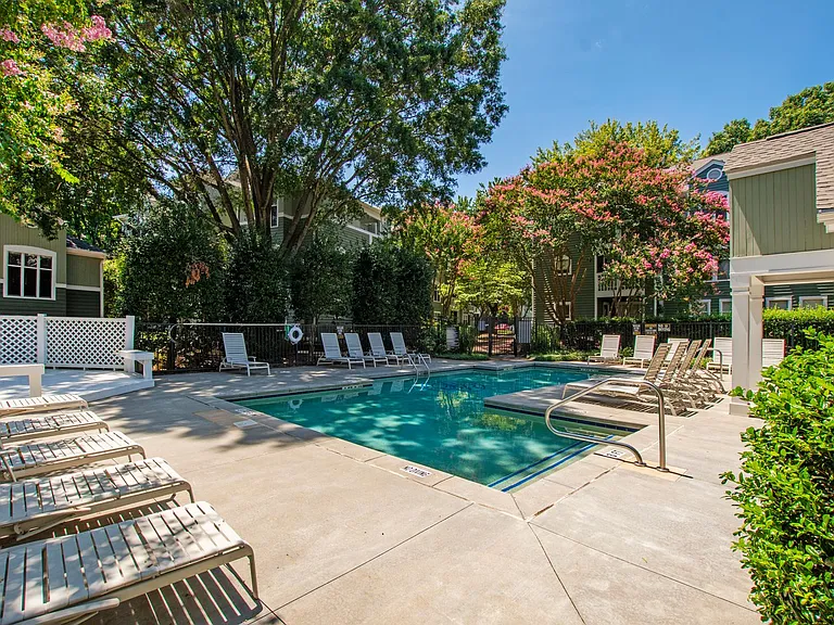 1010 Nicholwood Dr #103 — Photo 40