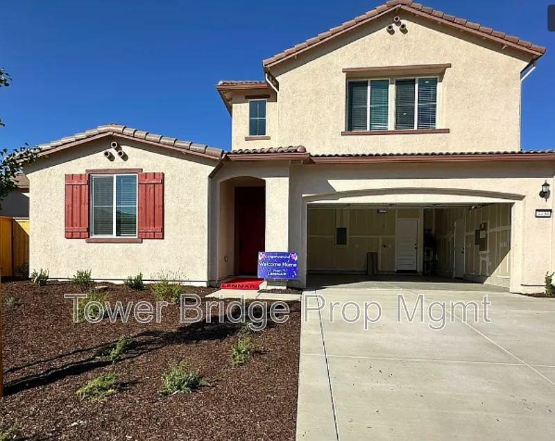 Building Photo - 4430 Lorikeet Way