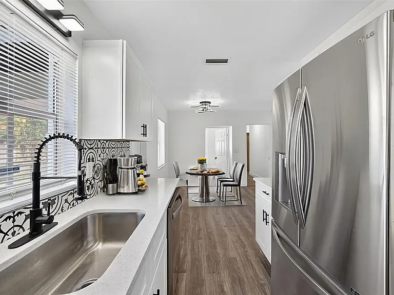 3034 Touraine Ave — Photo 29