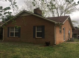 517 Lilly Ln, Murfreesboro, TN 37128