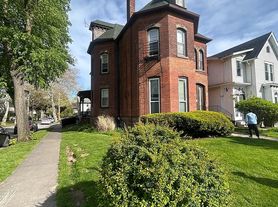 42 Rowley St, Rochester, NY