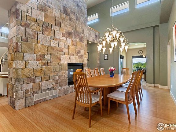 5th image of 263 Rossum Dr