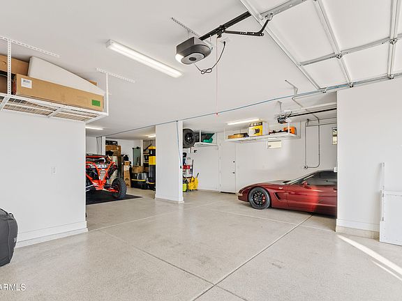 4th image of 18388 W LARKSPUR Drive
