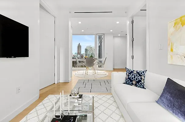 Rented by Doorway NYC, LLC | media 17