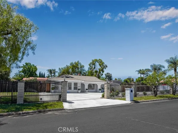 16465 Lois Ln, Riverside, CA 92504