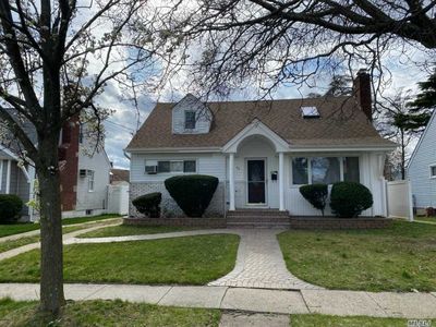40 Branch Ave, Freeport, NY, 11520
