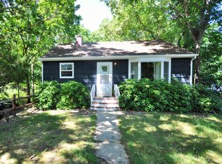 39 Oak Dr, Sag Harbor, NY 11963