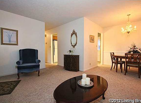 3rd image of 3207 Cabinwood Dr