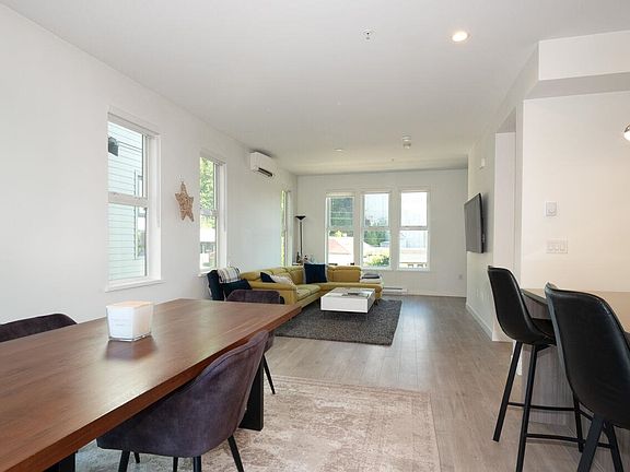 3rd image of 351 Copper Dr #13