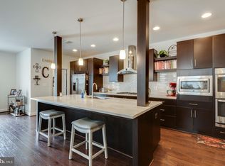 20463 Codman Dr, Ashburn, VA 20147