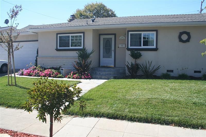 1st image of 7566 Ironwood Dr