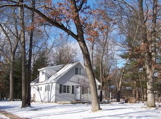 122 Whitebirch Dr, Houghton Lake, MI 48629