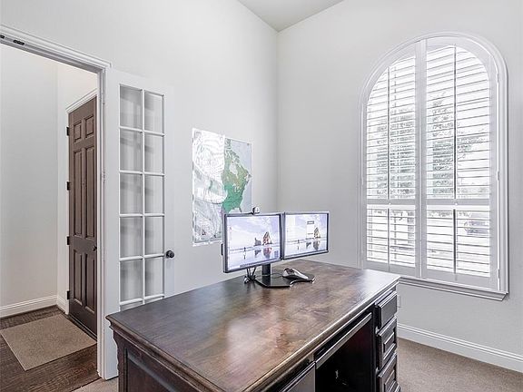 5th image of 1560 Silent Brook Ct