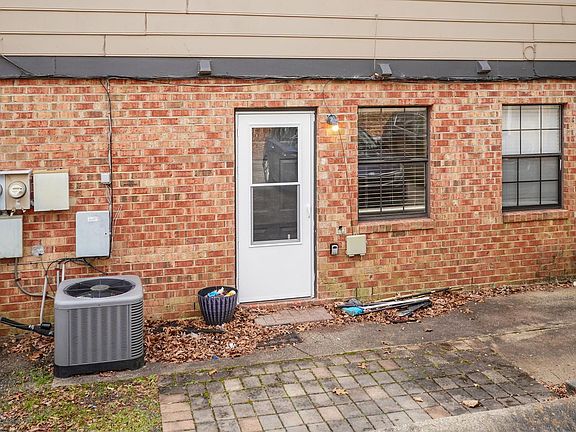 4th image of 1310 Marne Ave