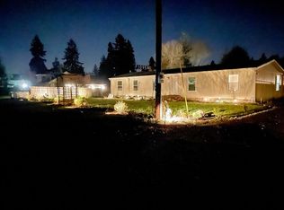 1095 NW Selbo Rd, Bremerton, WA 98311