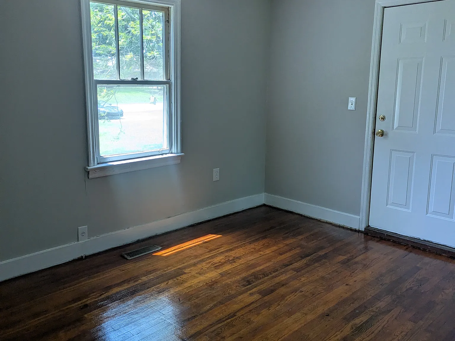 2 bed, 810 sqft, $1,100 — Photo 3