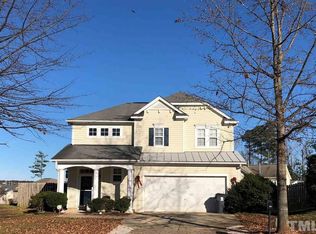 328 Trayesan Dr, Holly Springs, NC 27540