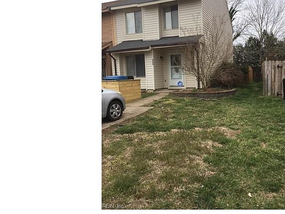 2nd image of 3746 Chimney Creek Dr