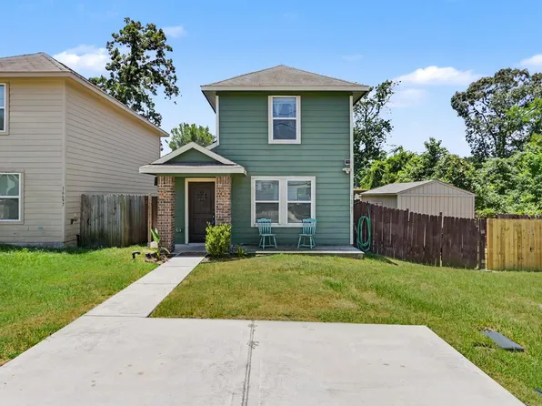16701 E Hammon, Montgomery, TX 77316
