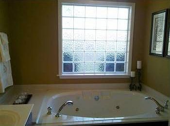 3rd image of 108 Pencross Ct