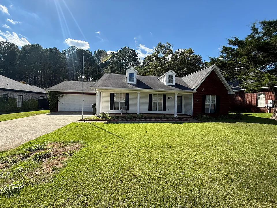 243 Lighthouse Dr