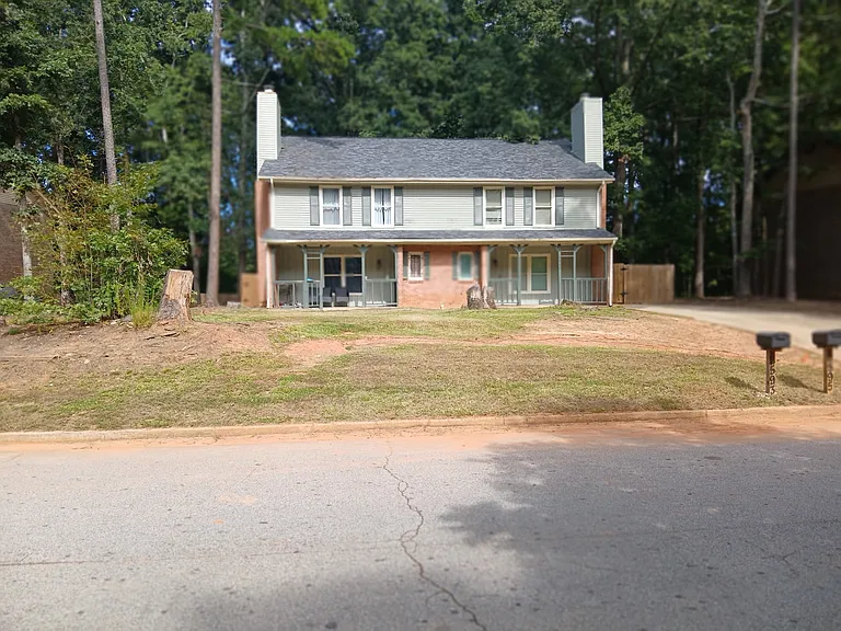 2593 Golfview Ter SE #2 — Photo 1