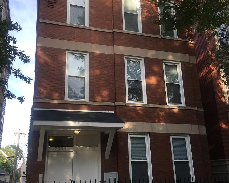 1st image of 2309 N Leavitt St APT 2