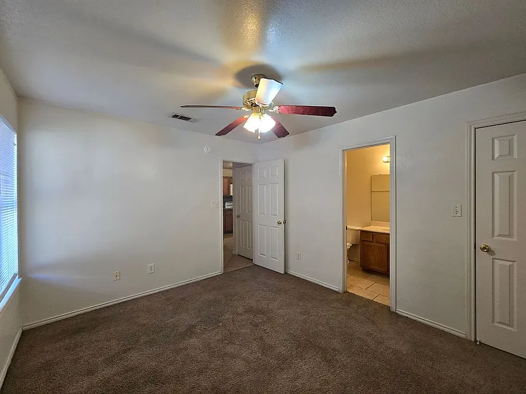 3407 Hereford Ln #A — Photo 14