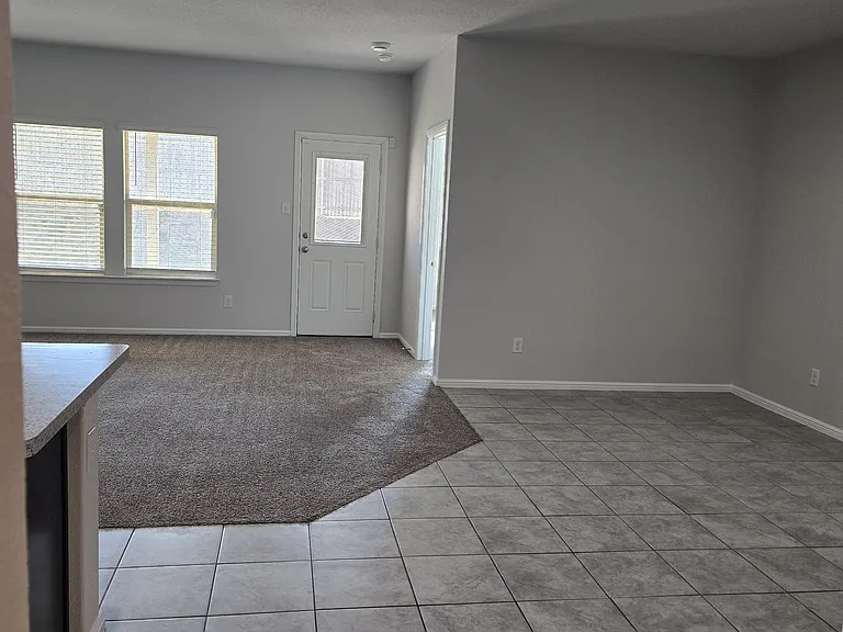 10437 Fort Bird Trl — Photo 5