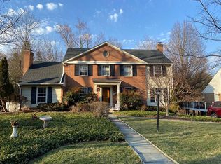 7011 Old Cabin Ln, Rockville, MD 20852