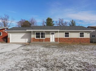 2925 E Bergman St, Springfield, MO 65802