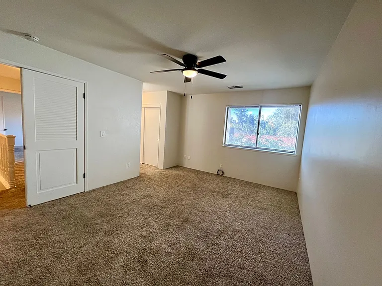 5170 Riverside Blvd — Photo 12