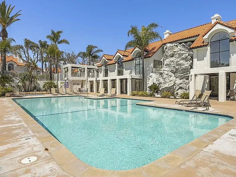 273 Camino Toluca — Photo 32
