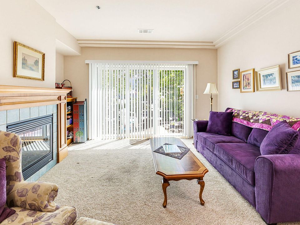 1st image of 832 Pavilion Pl